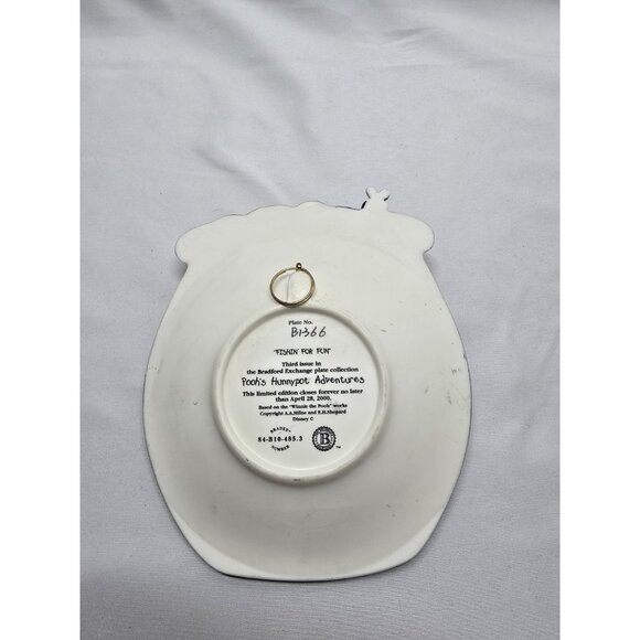 5 Bradford 3D Winnie the Pooh Plates-Pooh's Hunnypot Adventure Disney- READ INFO - Picture 13 of 16